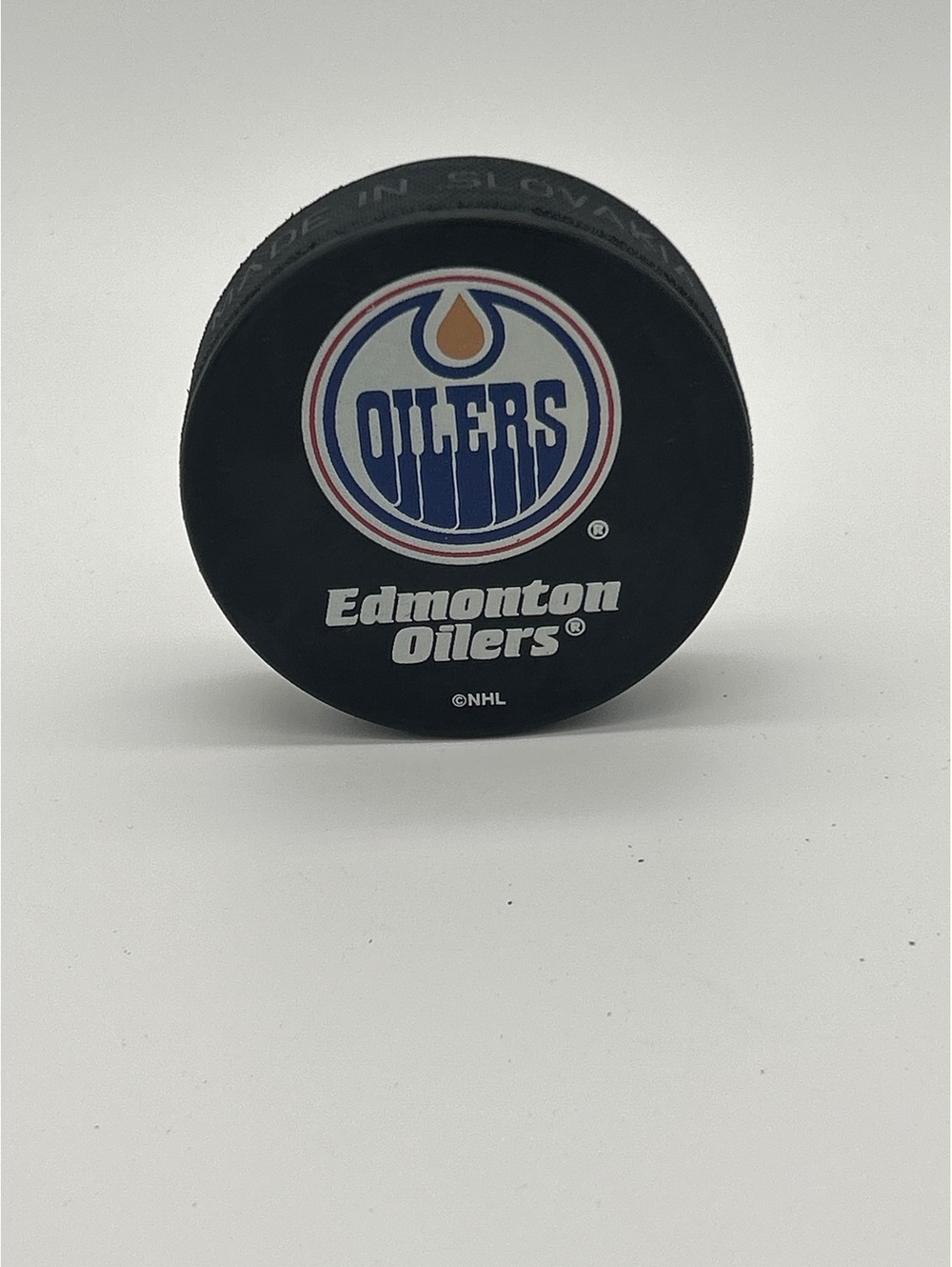 Official Edmonton Oilers NHL Hockey Puck